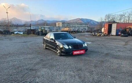Mercedes-Benz E-Класс, 2004 год, 1 000 000 рублей, 4 фотография