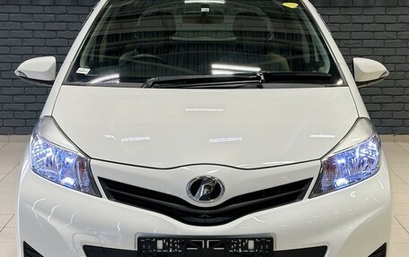 Toyota Vitz, 2012 год, 937 000 рублей, 3 фотография