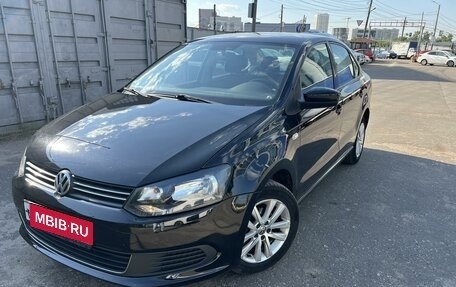 Volkswagen Polo VI (EU Market), 2013 год, 999 000 рублей, 1 фотография