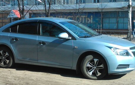 Chevrolet Cruze II, 2011 год, 980 000 рублей, 2 фотография