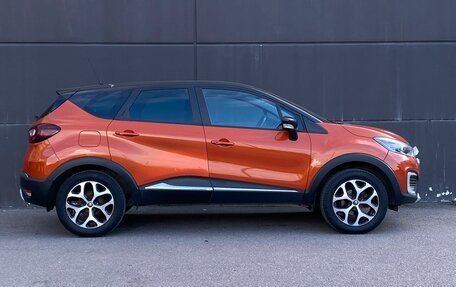 Renault Kaptur I рестайлинг, 2017 год, 1 399 000 рублей, 8 фотография