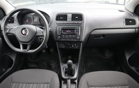 Volkswagen Polo VI (EU Market), 2015 год, 889 000 рублей, 6 фотография