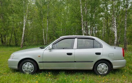 Hyundai Accent II, 2004 год, 335 000 рублей, 2 фотография