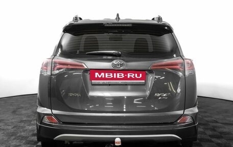 Toyota RAV4, 2016 год, 2 675 000 рублей, 6 фотография