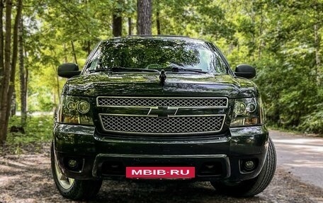 Chevrolet Tahoe III, 2012 год, 2 200 000 рублей, 8 фотография