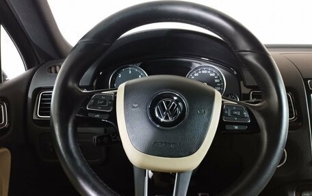 Volkswagen Touareg III, 2017 год, 3 937 000 рублей, 12 фотография