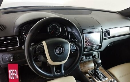 Volkswagen Touareg III, 2017 год, 3 937 000 рублей, 11 фотография
