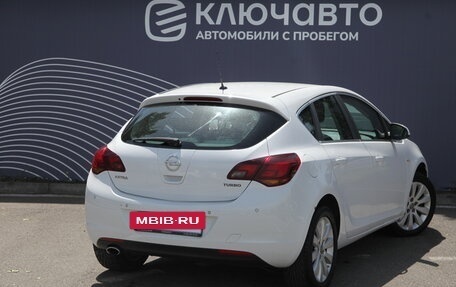 Opel Astra J, 2011 год, 770 000 рублей, 2 фотография