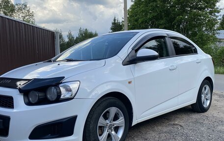 Chevrolet Aveo III, 2014 год, 875 000 рублей, 2 фотография