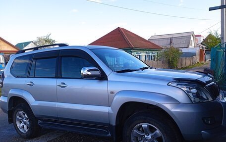 Toyota Land Cruiser Prado 120 рестайлинг, 2006 год, 2 130 000 рублей, 5 фотография