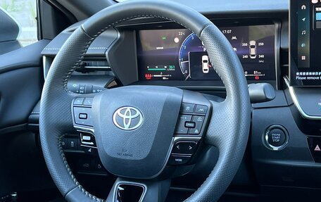 Toyota Camry, 2024 год, 4 600 000 рублей, 30 фотография