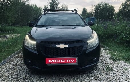 Chevrolet Cruze II, 2011 год, 1 100 000 рублей, 2 фотография