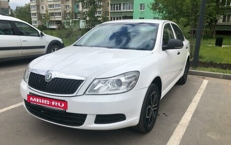 Skoda Octavia, 2012 год, 825 000 рублей, 2 фотография