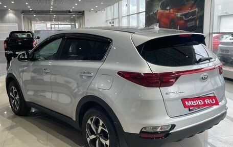 KIA Sportage IV рестайлинг, 2020 год, 2 699 000 рублей, 7 фотография