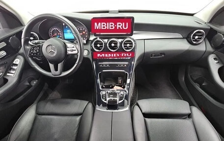 Mercedes-Benz C-Класс, 2019 год, 2 600 000 рублей, 7 фотография