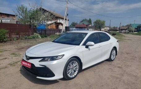 Toyota Camry, 2021 год, 3 900 000 рублей, 1 фотография