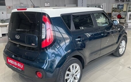 KIA Soul II рестайлинг, 2017 год, 1 533 000 рублей, 5 фотография