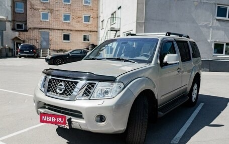 Nissan Pathfinder, 2010 год, 1 620 000 рублей, 3 фотография