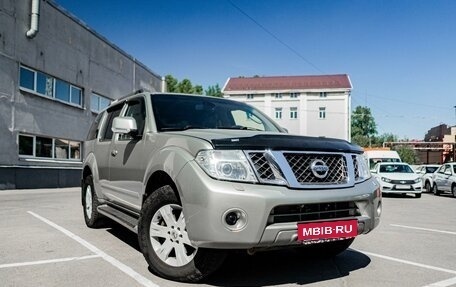 Nissan Pathfinder, 2010 год, 1 620 000 рублей, 5 фотография