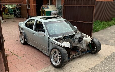 BMW 3 серия, 1992 год, 395 000 рублей, 13 фотография