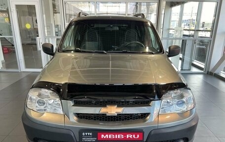Chevrolet Niva I рестайлинг, 2016 год, 963 000 рублей, 2 фотография