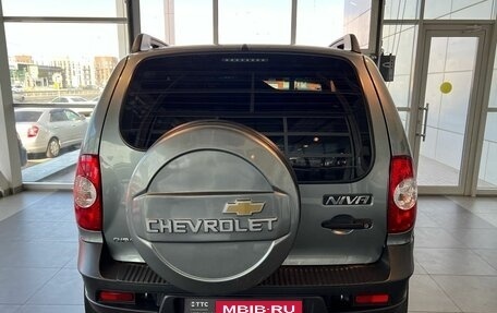 Chevrolet Niva I рестайлинг, 2016 год, 963 000 рублей, 6 фотография