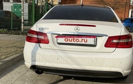 Mercedes-Benz E-Класс, 2012 год, 1 700 000 рублей, 2 фотография