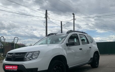 Renault Duster I рестайлинг, 2015 год, 1 350 000 рублей, 1 фотография