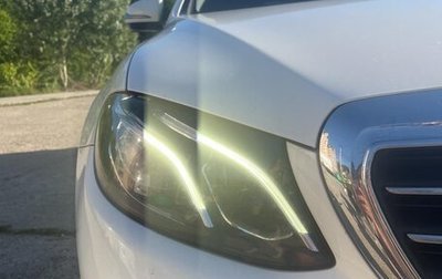 Mercedes-Benz E-Класс, 2019 год, 3 300 000 рублей, 1 фотография