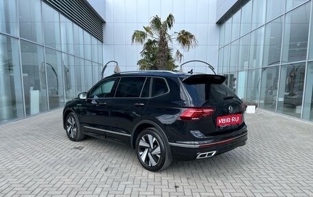 Volkswagen Tiguan II, 2023 год, 4 550 000 рублей, 3 фотография