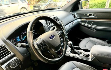 Ford Explorer VI, 2018 год, 3 360 000 рублей, 9 фотография