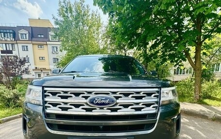 Ford Explorer VI, 2018 год, 3 360 000 рублей, 3 фотография