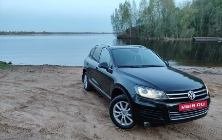 Volkswagen Touareg III, 2012 год, 2 385 000 рублей, 2 фотография