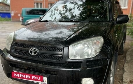 Toyota RAV4, 2004 год, 990 000 рублей, 2 фотография