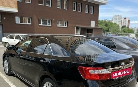 Toyota Camry, 2014 год, 2 000 000 рублей, 4 фотография