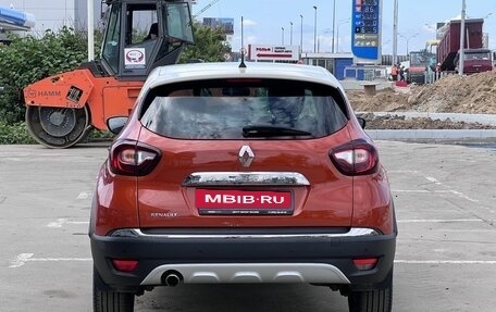 Renault Kaptur I рестайлинг, 2016 год, 1 349 000 рублей, 6 фотография