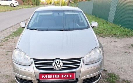 Volkswagen Jetta VI, 2008 год, 777 000 рублей, 2 фотография