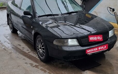 Audi A4, 1999 год, 310 000 рублей, 3 фотография