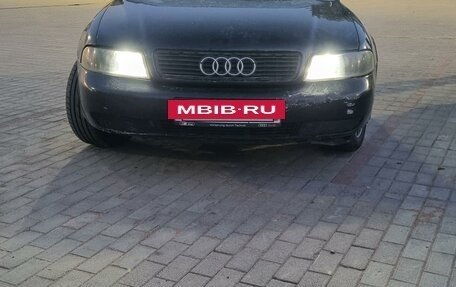 Audi A4, 1999 год, 310 000 рублей, 2 фотография