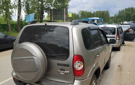 Chevrolet Niva I рестайлинг, 2014 год, 545 000 рублей, 3 фотография