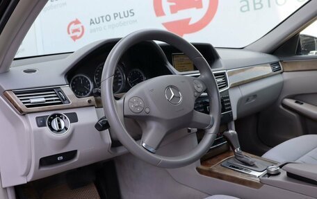 Mercedes-Benz E-Класс, 2010 год, 1 509 000 рублей, 8 фотография