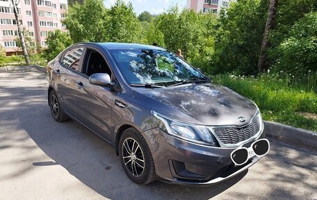 KIA Rio III рестайлинг, 2014 год, 1 020 000 рублей, 2 фотография