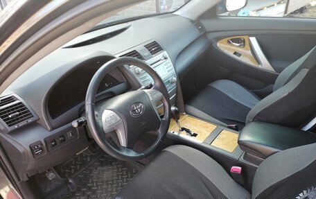 Toyota Camry, 2006 год, 1 150 000 рублей, 9 фотография