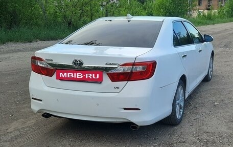 Toyota Camry, 2012 год, 1 690 000 рублей, 6 фотография