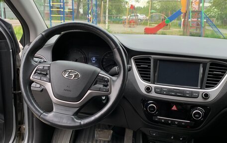 Hyundai Solaris II рестайлинг, 2018 год, 1 629 000 рублей, 9 фотография