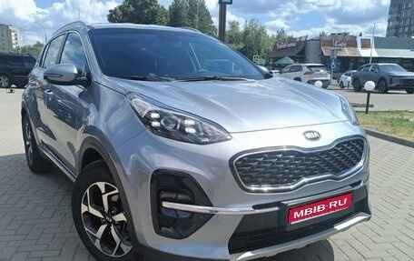 KIA Sportage IV рестайлинг, 2019 год, 2 438 000 рублей, 1 фотография