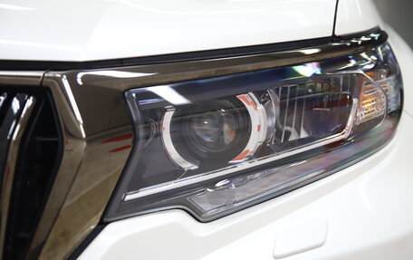 Toyota Land Cruiser Prado 150 рестайлинг 2, 2023 год, 10 990 000 рублей, 9 фотография