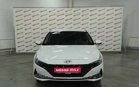 Hyundai Elantra, 2021 год, 2 300 000 рублей, 8 фотография