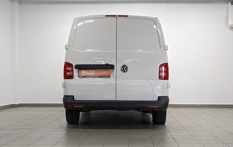 Volkswagen Transporter T6 рестайлинг, 2019 год, 1 750 000 рублей, 6 фотография