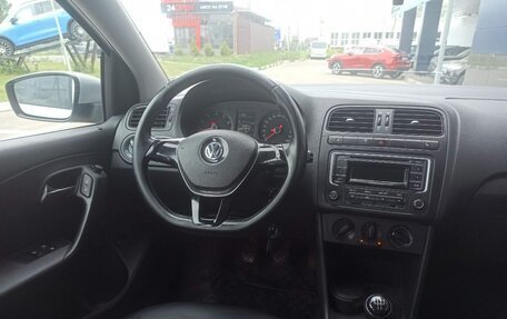 Volkswagen Polo VI (EU Market), 2015 год, 797 000 рублей, 7 фотография